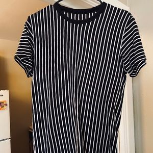 Rag & Bone men’s small stripped t shirt.